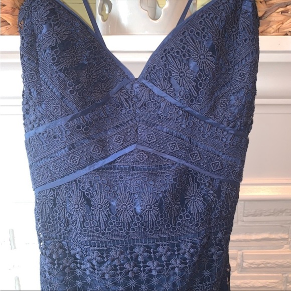 Likely NEW REVOLVE Navy DARBY Lace Overlay Flounce Hem Midi Dress 4 Cocktail - Picture 4 of 7